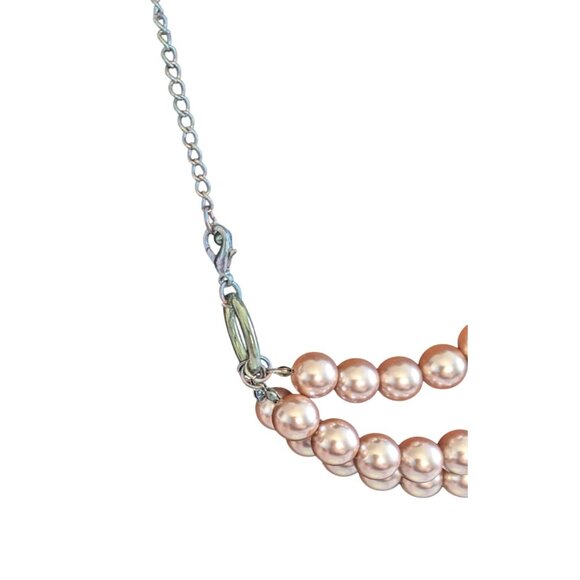 Vintage-Style Triple-Strand Faux Pearl Necklace with Adjustable Chain 16 Inches - Picture 5 of 9